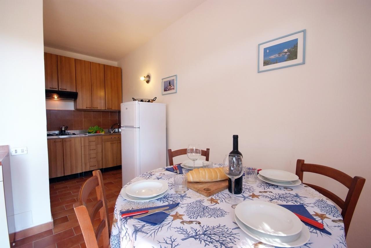 Residence Sud Est Porto Azzurro Ngoại thất bức ảnh