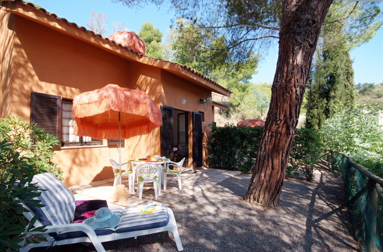 Residence Sud Est Porto Azzurro Ngoại thất bức ảnh