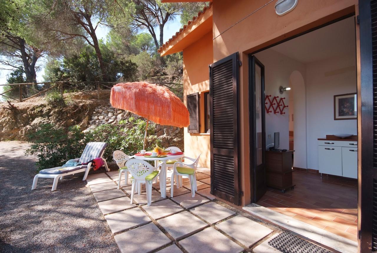 Residence Sud Est Porto Azzurro Ngoại thất bức ảnh