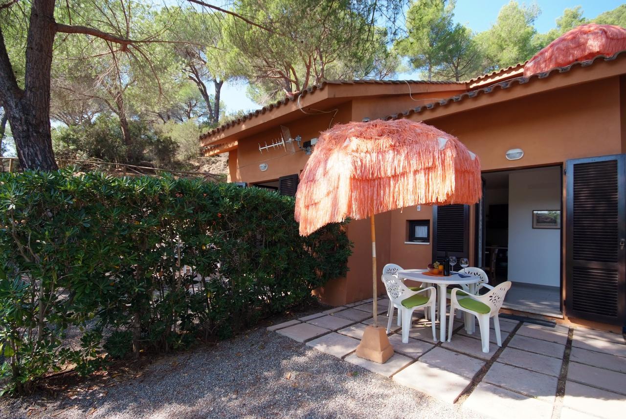 Residence Sud Est Porto Azzurro Ngoại thất bức ảnh