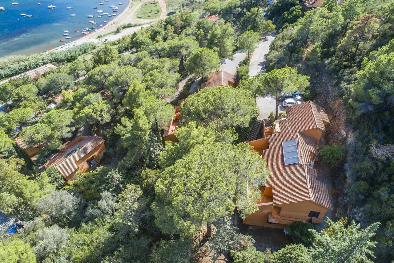 Residence Sud Est Porto Azzurro Ngoại thất bức ảnh