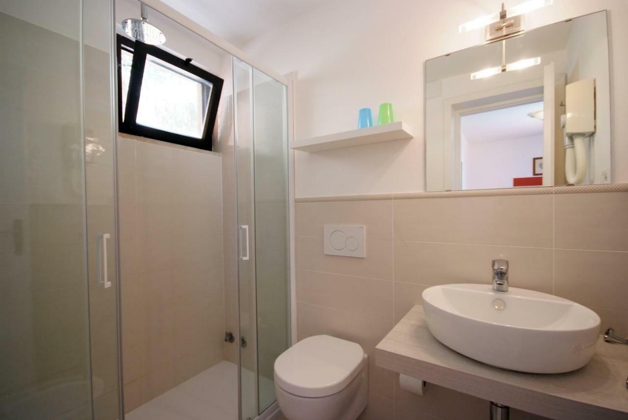 Residence Sud Est Porto Azzurro Ngoại thất bức ảnh