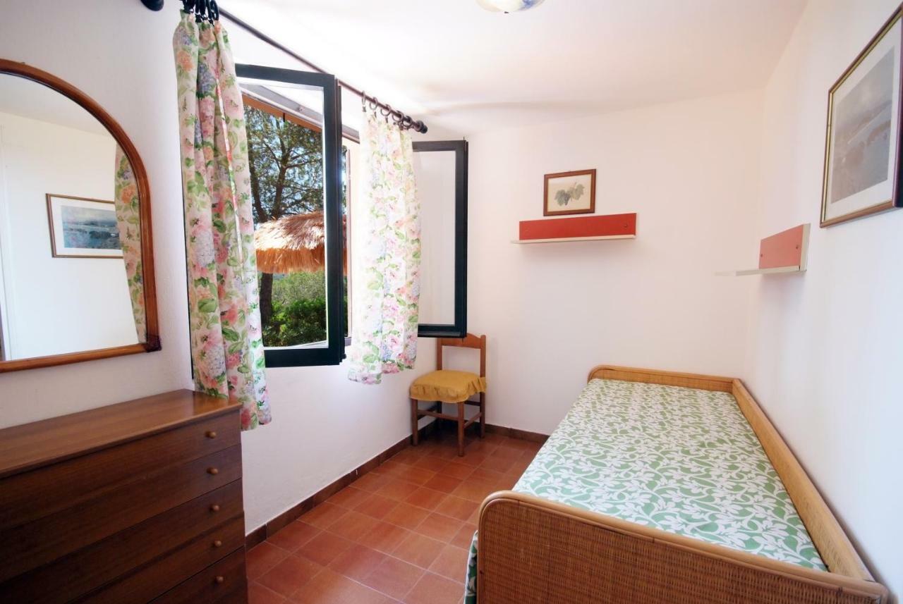 Residence Sud Est Porto Azzurro Ngoại thất bức ảnh